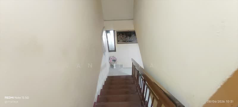 Rumah Teres 2-Tingkat untuk Dijual di Taman Koperasi Polis (Batu Caves) - Devan Tiarajah - Corridor - PropertyGuru.com.my
