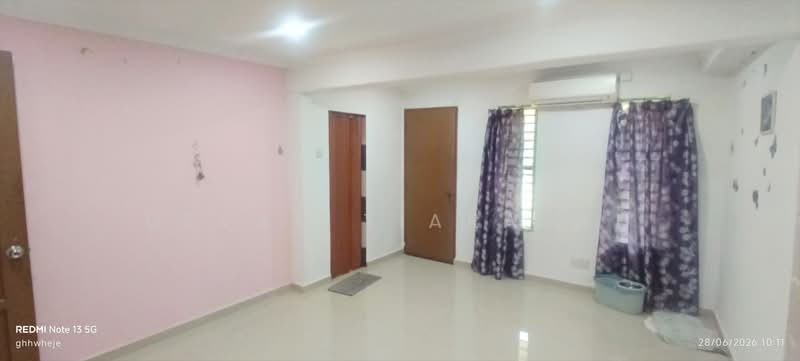 Rumah Teres 2-Tingkat untuk Dijual di Taman Koperasi Polis (Batu Caves) - Devan Tiarajah - Living Room - PropertyGuru.com.my