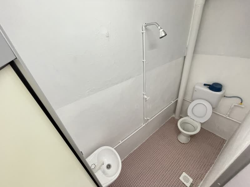 Flat for Rent at Taman Intan Baiduri - MY Loh - Bathroom - PropertyGuru.com.my