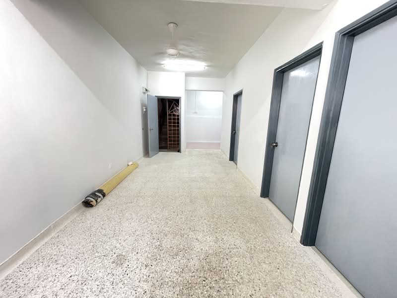 Flat for Rent at Taman Intan Baiduri - MY Loh - Corridor - PropertyGuru.com.my
