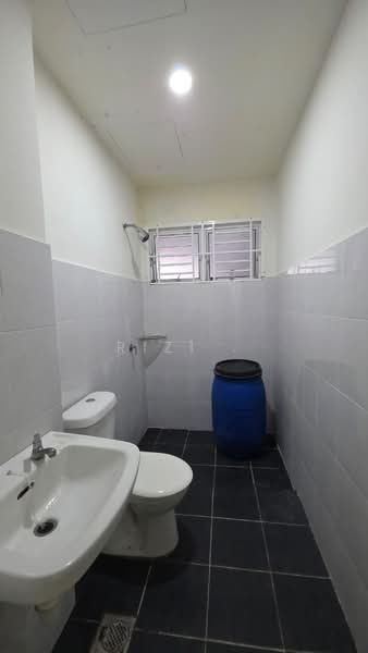 Apartment for Sale at Taman Sabha Impian - RIZ1 . - Bathroom - PropertyGuru.com.my