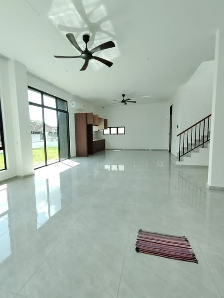 Link Bungalow for Sale in Taman Daya (Johor Bahru) - Robin Lim - Living Room - PropertyGuru.com.my