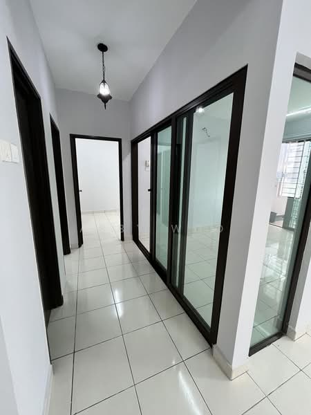 Condominium for Rent at Indah Alam (Subang Andaman) - Abby Woo - Corridor - PropertyGuru.com.my