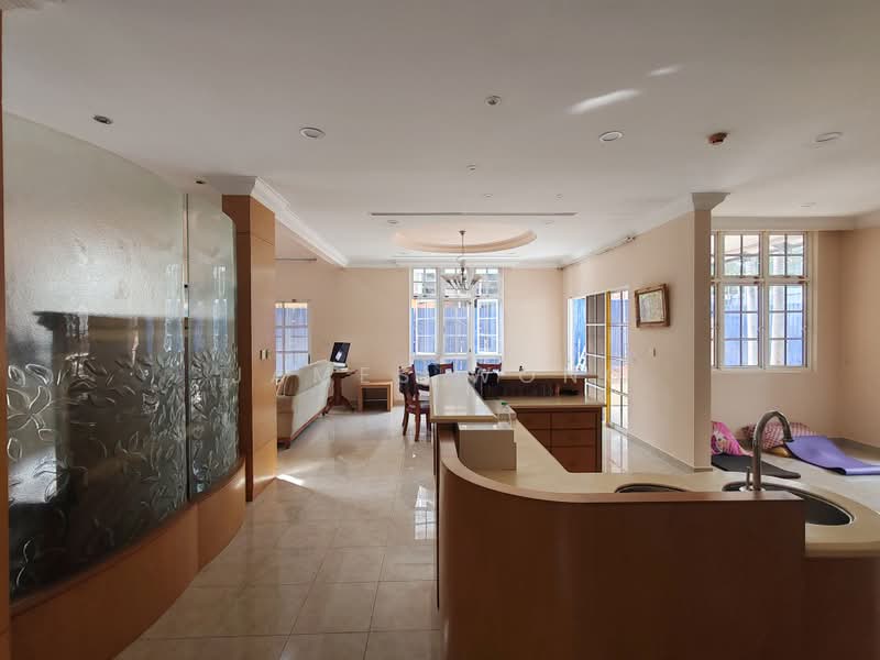 Bungalow for Sale in Perdana Lakeview East (Cyberjaya) - James Wong - PropertyGuru.com.my
