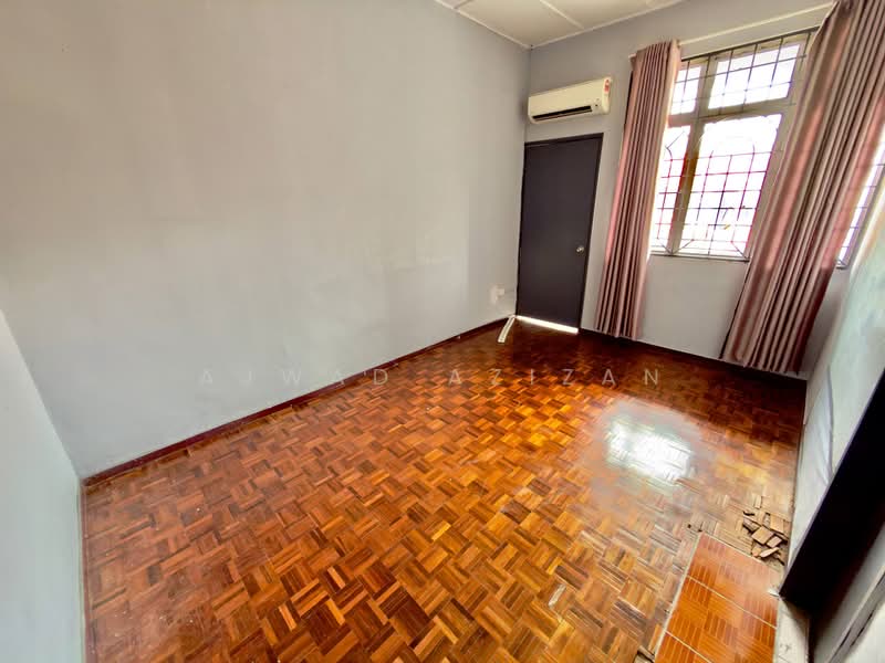 2-storey Terraced House for Sale in Bandar Baru Salak Tinggi (Sepang) - Ajwad Azizan - PropertyGuru.com.my