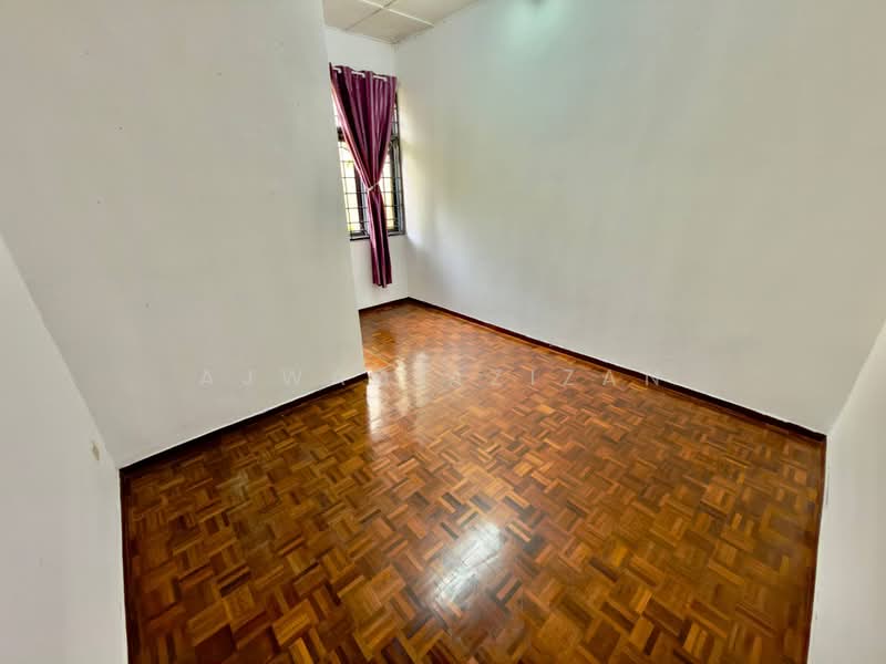 2-storey Terraced House for Sale in Bandar Baru Salak Tinggi (Sepang) - Ajwad Azizan - PropertyGuru.com.my