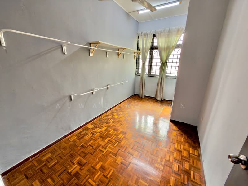 2-storey Terraced House for Sale in Bandar Baru Salak Tinggi (Sepang) - Ajwad Azizan - PropertyGuru.com.my