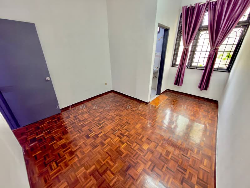 2-storey Terraced House for Sale in Bandar Baru Salak Tinggi (Sepang) - Ajwad Azizan - PropertyGuru.com.my