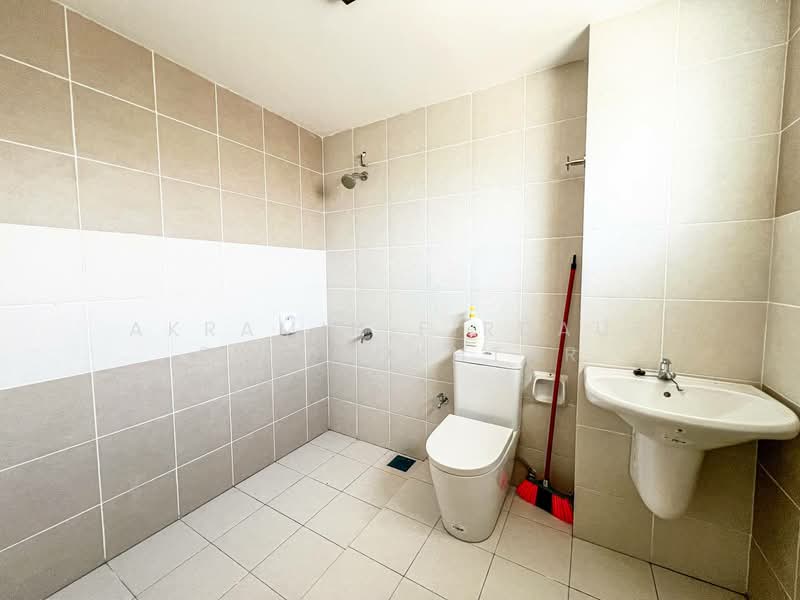 2-storey Terraced House for Sale in Bandar Tasik Senangin (Lenggeng) - Akramin Firdaus Bin Mokhtar - PropertyGuru.com.my