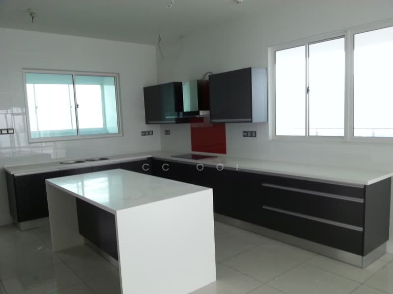 Kondominium untuk Disewa di Residence 21 - CC Ooi - Kitchen - PropertyGuru.com.my