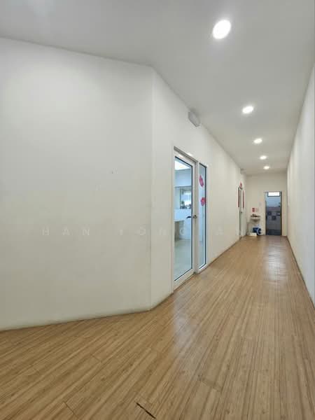 Shop for Sale in Taman Nusa Bestari (Iskandar Puteri (Nusajaya)) - Han Yong Ang - Corridor - PropertyGuru.com.my