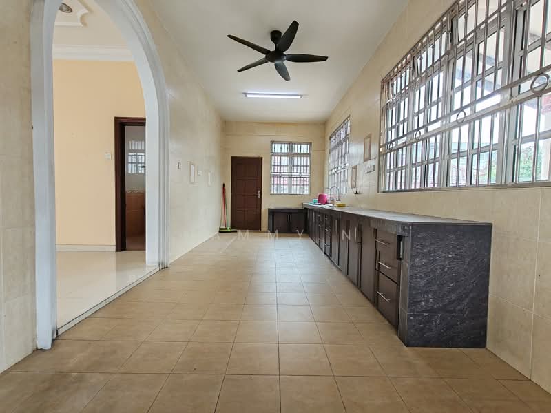 Bungalow for Rent in Batu Caves (Selangor) - Cammy N - PropertyGuru.com.my
