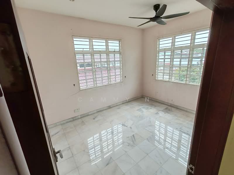 Bungalow for Rent in Batu Caves (Selangor) - Cammy N - PropertyGuru.com.my