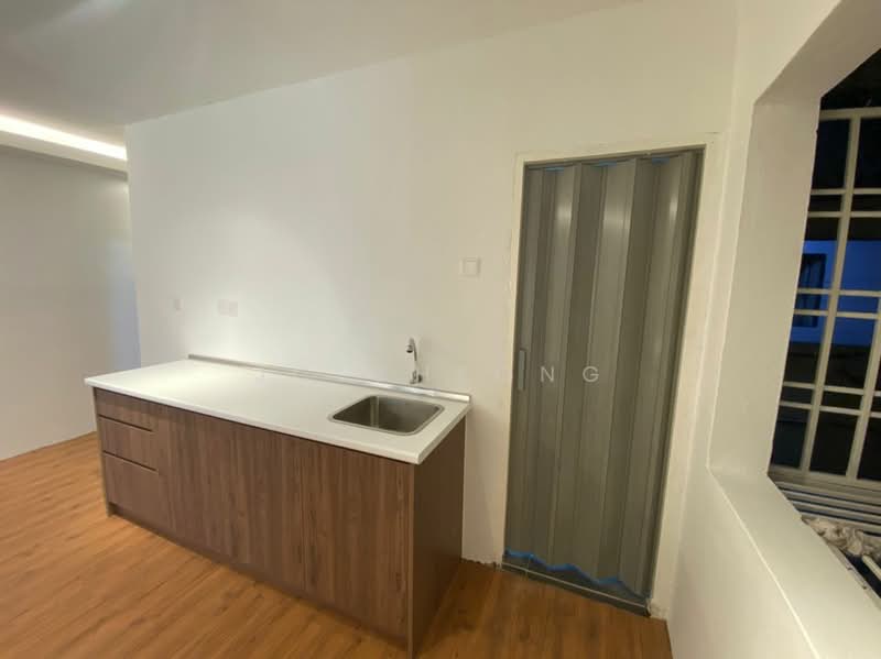 Rumah Flat untuk Dijual di Lestari Apartment - JC Cheong - Kitchen - PropertyGuru.com.my
