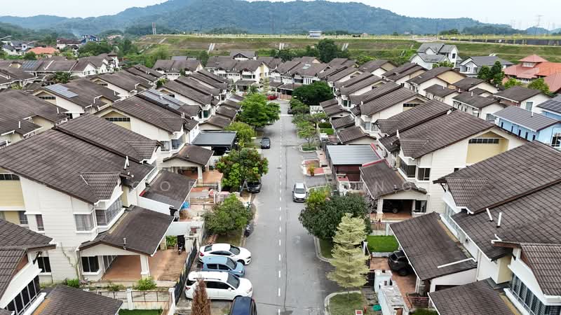 Semi-Detached House for Sale in Bangi (Selangor) - Gordan Wong - Exterior - PropertyGuru.com.my
