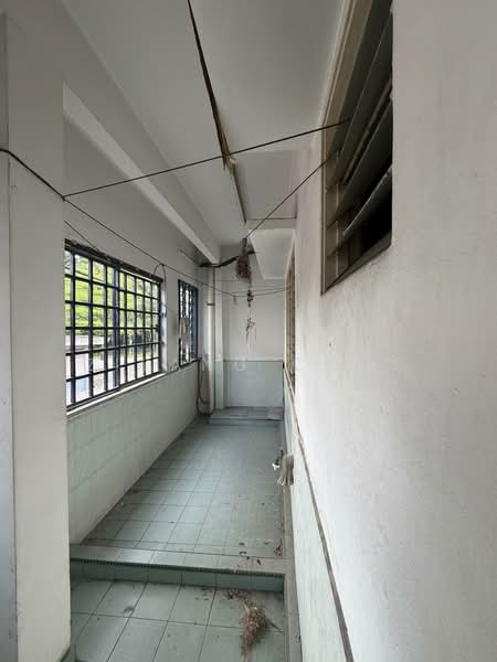 Terraced House for Sale in Batu 9 (Cheras) - Ziyang Chen - Corridor - PropertyGuru.com.my
