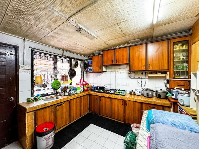 1-storey Terraced House for Sale in Taman Jaya (Cheras) - Abid Sabarudin - Kitchen - PropertyGuru.com.my