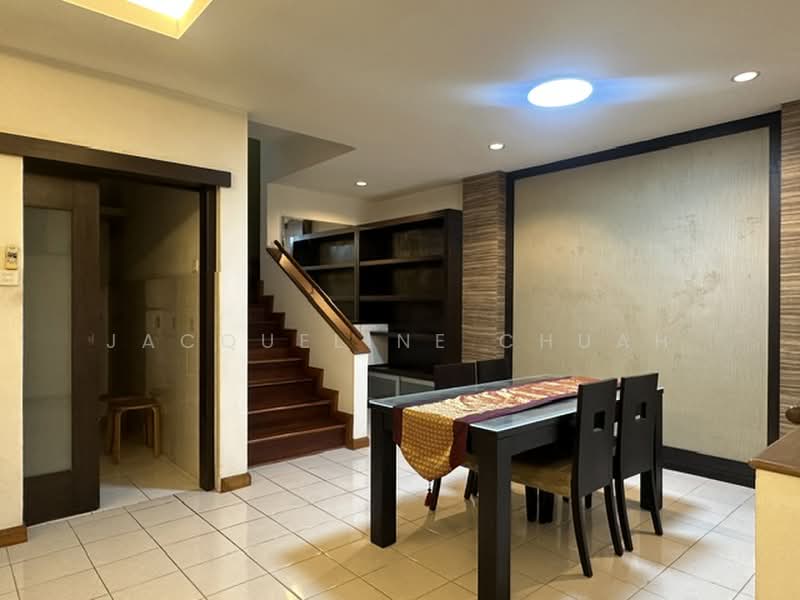 Rumah Bandar untuk Disewa di Petaling Jaya (Selangor) - Jacqueline Chuah - Dining Room - PropertyGuru.com.my