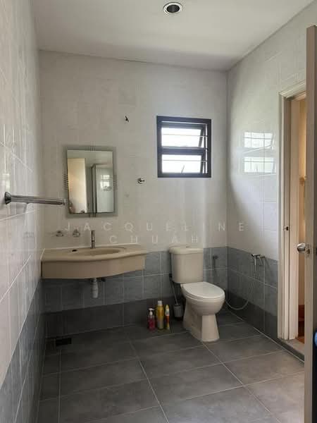 Rumah Bandar untuk Disewa di Petaling Jaya (Selangor) - Jacqueline Chuah - Bathroom - PropertyGuru.com.my