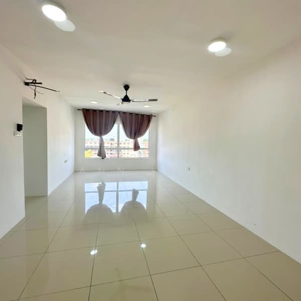 Pangsapuri untuk Dijual di The Park @ Mak Mandin - Ann Khor - Living Room - PropertyGuru.com.my