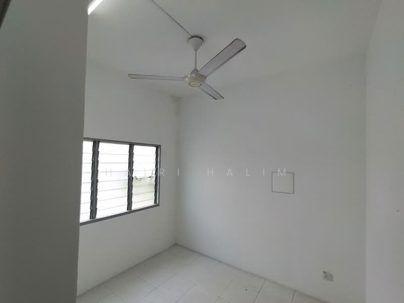 Townhouse for Sale in Bandar Saujana Putra (Tanjong Duabelas) - Hairi Halim - PropertyGuru.com.my