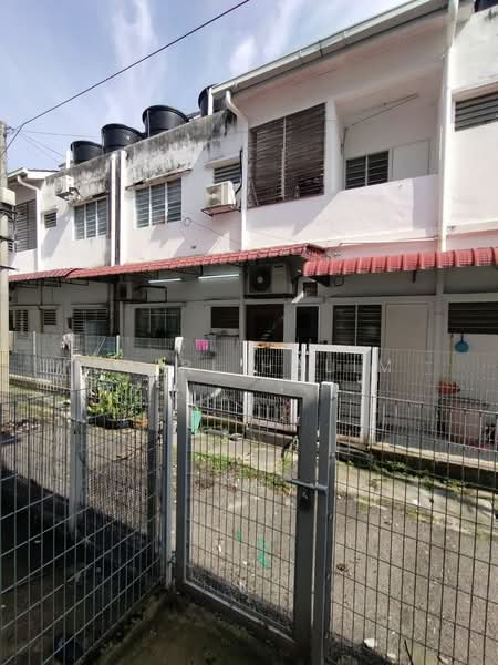 Townhouse for Sale in Bandar Saujana Putra (Tanjong Duabelas) - Hairi Halim - PropertyGuru.com.my