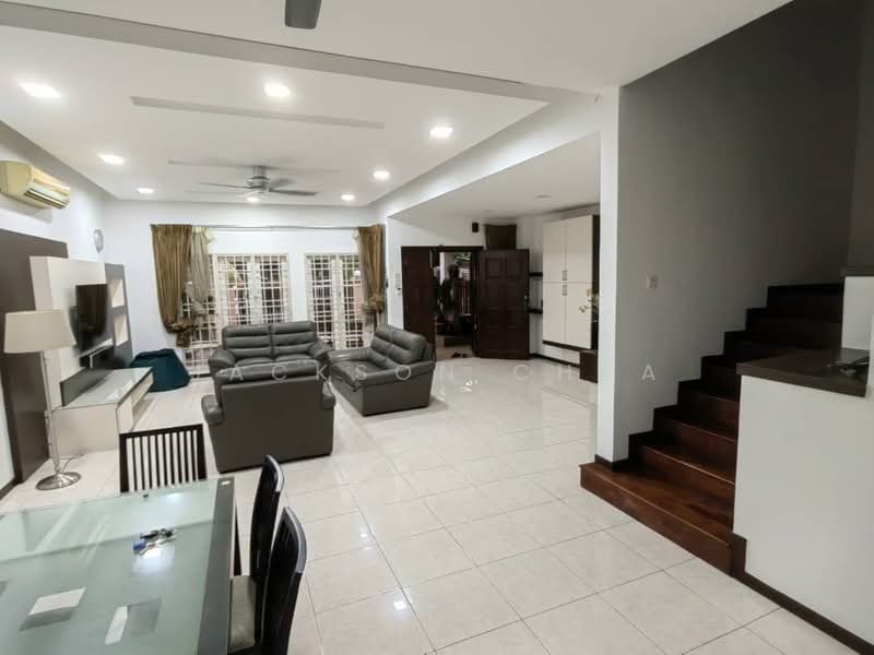 2-storey Terraced House for Rent in Usj 1 (Subang Jaya) - Jackson Chua - Living Room - PropertyGuru.com.my