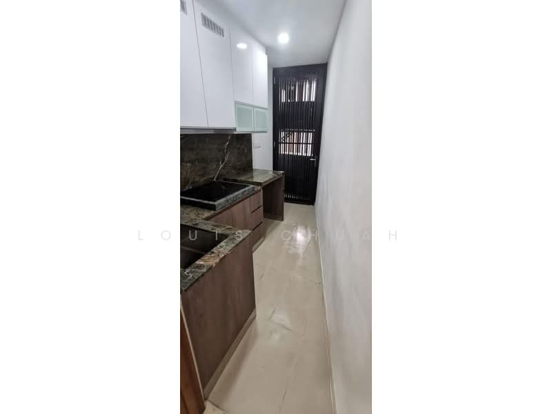 Kondominium untuk Disewa di Shorefront Residences - Louis Chuah - Kitchen - PropertyGuru.com.my