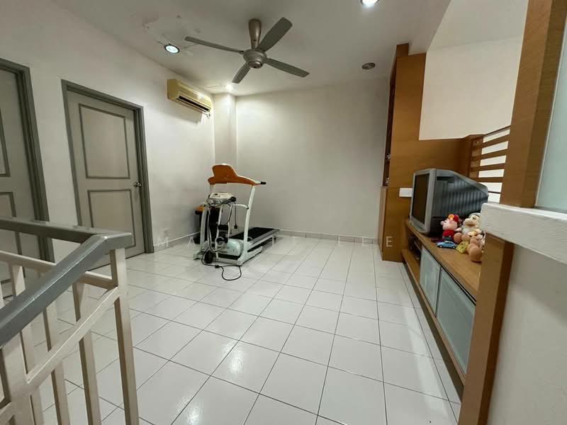 3-storey Terraced House for Sale in Bandar Putra (Kulai) - Maggie Lee - PropertyGuru.com.my