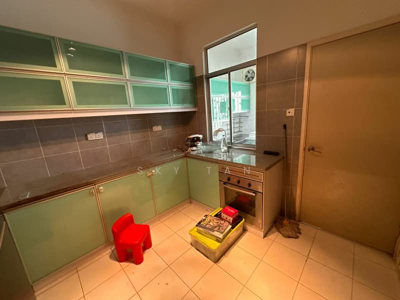 2-storey Terraced House for Sale in Setia Tropika (Johor Bahru) - Sky Tan - Kitchen - PropertyGuru.com.my