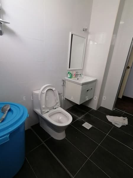 Condominium for Sale at Bukit OUG Condominiums - Elleyna Soo - Bathroom - PropertyGuru.com.my