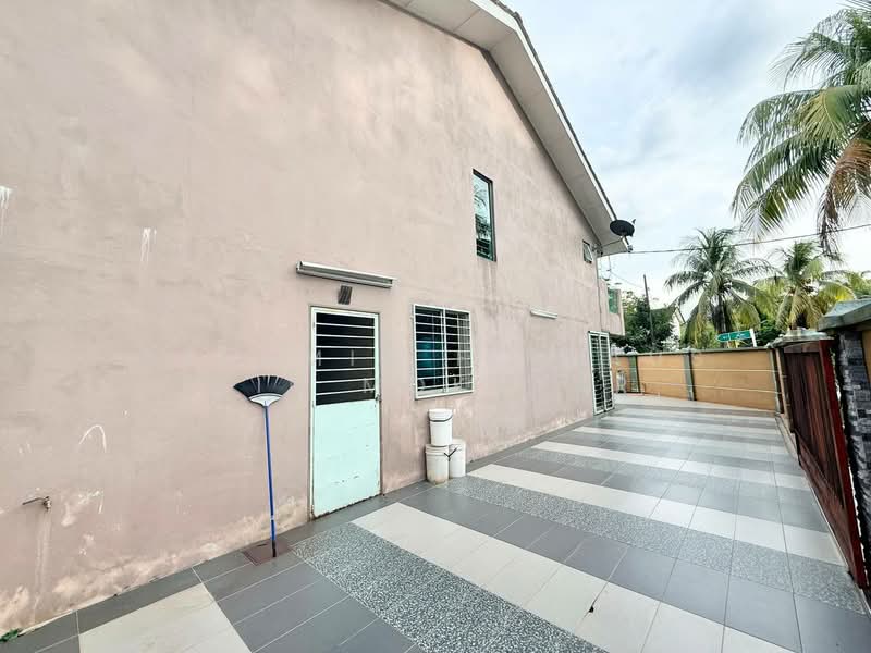 Rumah Teres 2 Tingkat untuk Dijual di Kampung Baru Sungai Buloh (Sungai Buloh) - Akramin Firdaus Bin Mokhtar - PropertyGuru.com.my