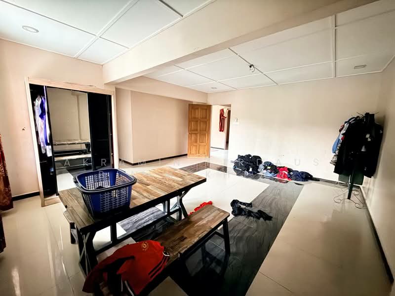 Rumah Teres 2 Tingkat untuk Dijual di Kampung Baru Sungai Buloh (Sungai Buloh) - Akramin Firdaus Bin Mokhtar - PropertyGuru.com.my