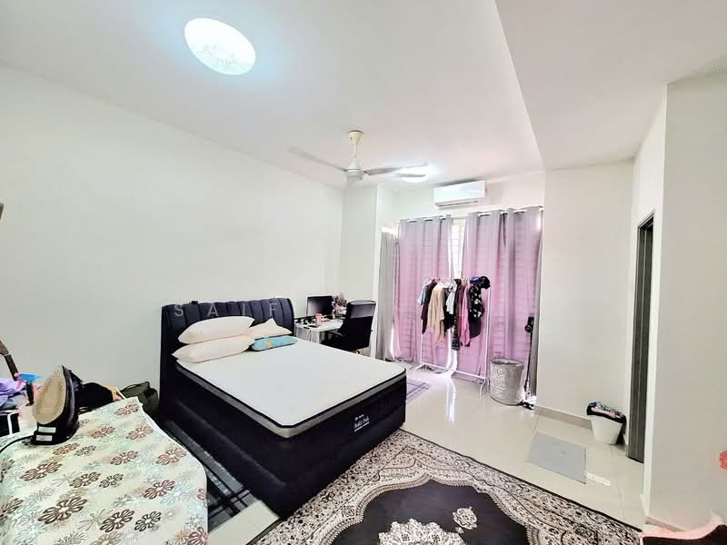 Terraced House for Sale in Kampung Jalan Kebun (Shah Alam) - SAIFUL HELMI - Bedroom - PropertyGuru.com.my