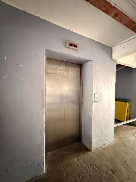 Rumah Flat untuk Disewa di Taman Ampang Mewah - Andrew Neoh - Corridor - PropertyGuru.com.my
