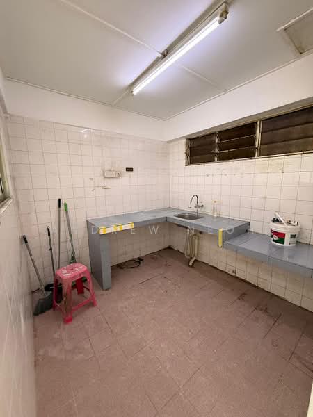 Rumah Flat untuk Disewa di Taman Ampang Mewah - Andrew Neoh - Kitchen - PropertyGuru.com.my