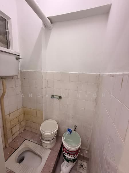 Rumah Flat untuk Disewa di Taman Ampang Mewah - Andrew Neoh - Bathroom - PropertyGuru.com.my