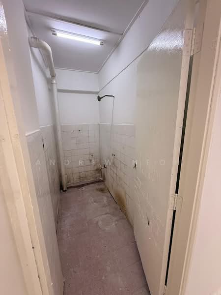 Rumah Flat untuk Disewa di Taman Ampang Mewah - Andrew Neoh - Bathroom - PropertyGuru.com.my