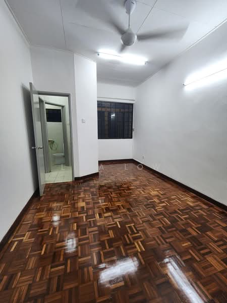 Rumah Teres 2 Tingkat untuk Dijual di Bandar Utama 7 (Bandar Utama) - Lisa Low - Interior - PropertyGuru.com.my