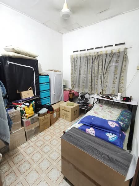 Rumah Teres 1.5 Tingkat untuk Dijual di Taman Kajang Raya (Kajang) - Michelle Tan - Bedroom - PropertyGuru.com.my