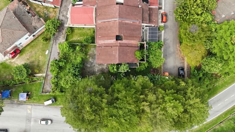2-storey Terraced House for Sale in Sentosa Villa (Kajang) - Gordan Wong - Exterior - PropertyGuru.com.my