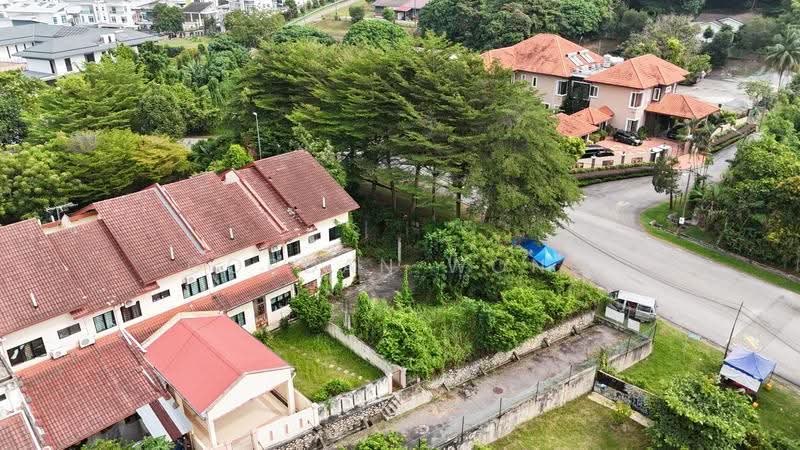 2-storey Terraced House for Sale in Sentosa Villa (Kajang) - Gordan Wong - Exterior - PropertyGuru.com.my