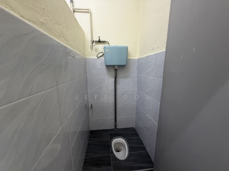 Rumah Teres 1 Tingkat untuk Disewa di Skudai (Johor) - Jeff Ooi - Bathroom - PropertyGuru.com.my
