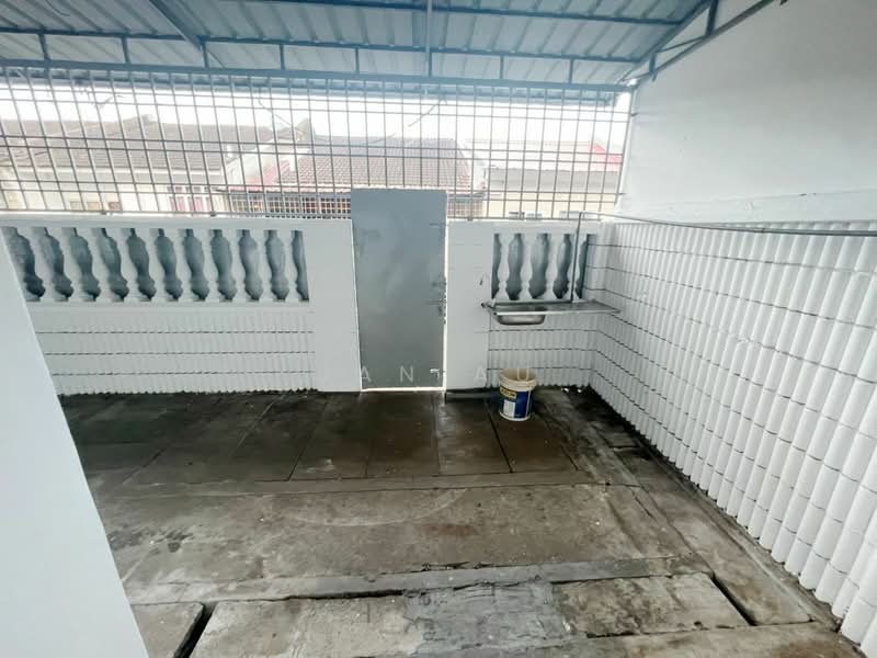 1-storey Terraced House for Sale in Taman Johor Jaya (Johor Bahru) - JAN AU - Exterior - PropertyGuru.com.my