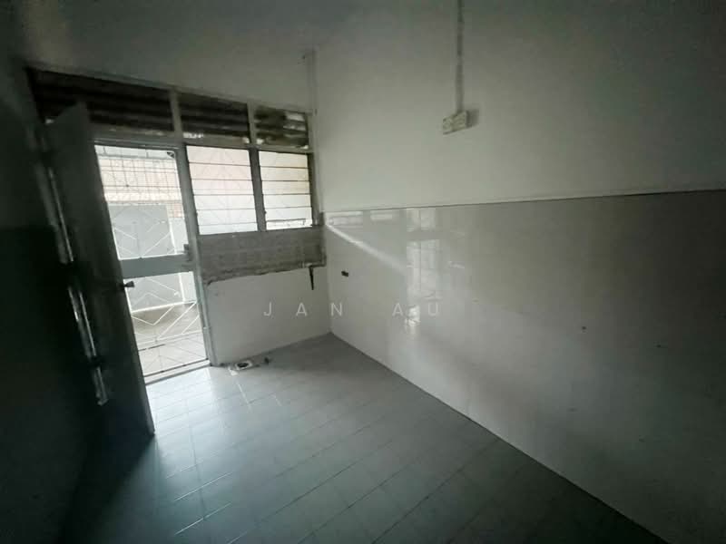 1-storey Terraced House for Sale in Taman Johor Jaya (Johor Bahru) - JAN AU - Interior - PropertyGuru.com.my