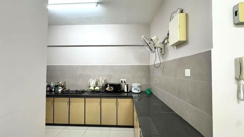 Condominium for Rent at Gardens Ville - Jerry So - Kitchen - PropertyGuru.com.my