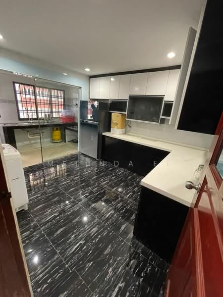 Rumah Teres 2 Tingkat untuk Disewa di Taman Johor Jaya (Johor Bahru) - Melinda Ee - Kitchen - PropertyGuru.com.my