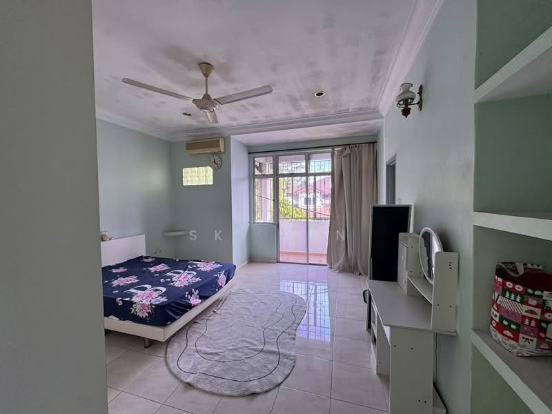 Rumah Teres 2 Tingkat untuk Disewa di Taman Setia Indah (Tebrau) - Sky Tan - Bedroom - PropertyGuru.com.my