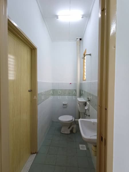 Rumah Kluster untuk Disewa di Bandar Puncak Alam (Puncak Alam) - Nadiah Abdullah - Bathroom - PropertyGuru.com.my