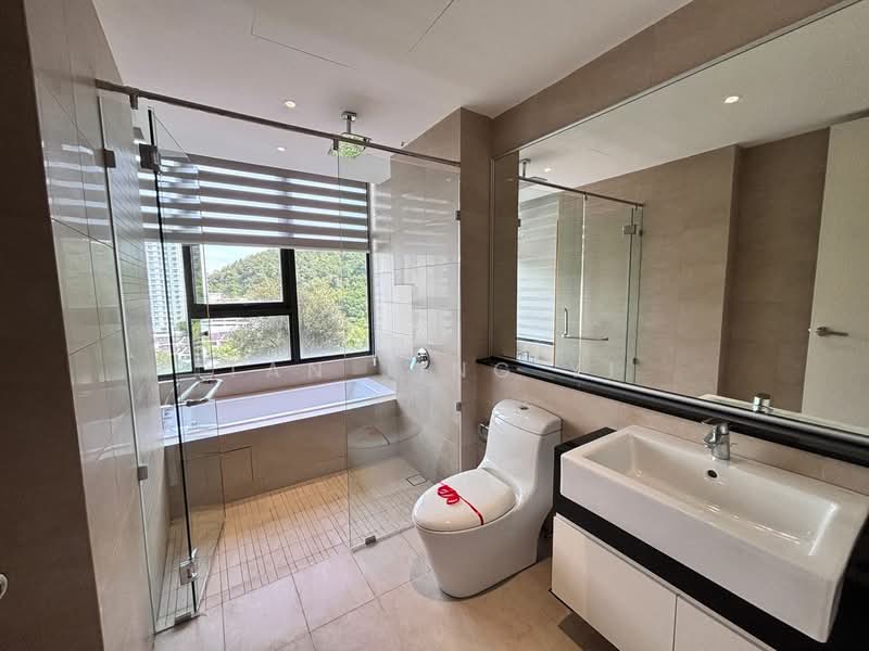 Kondominium untuk Dijual di The Marin at Ferringhi - Tan Jing Yi - Bathroom - PropertyGuru.com.my